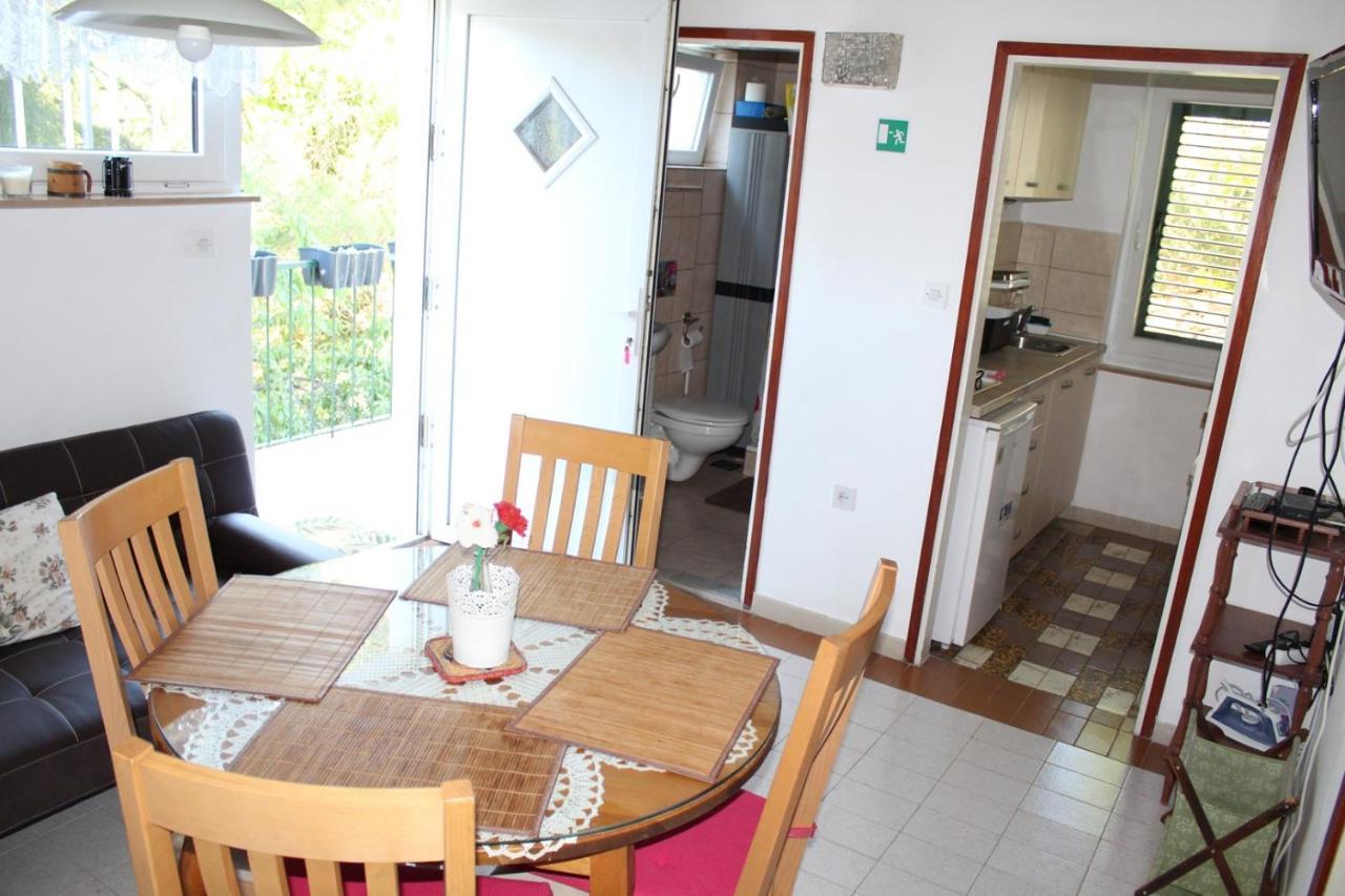 Apartments Demori Primošten المظهر الخارجي الصورة
