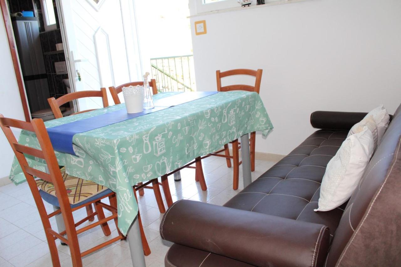 Apartments Demori Primošten المظهر الخارجي الصورة
